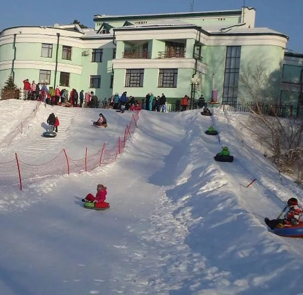 Горка в Заельцовском парке